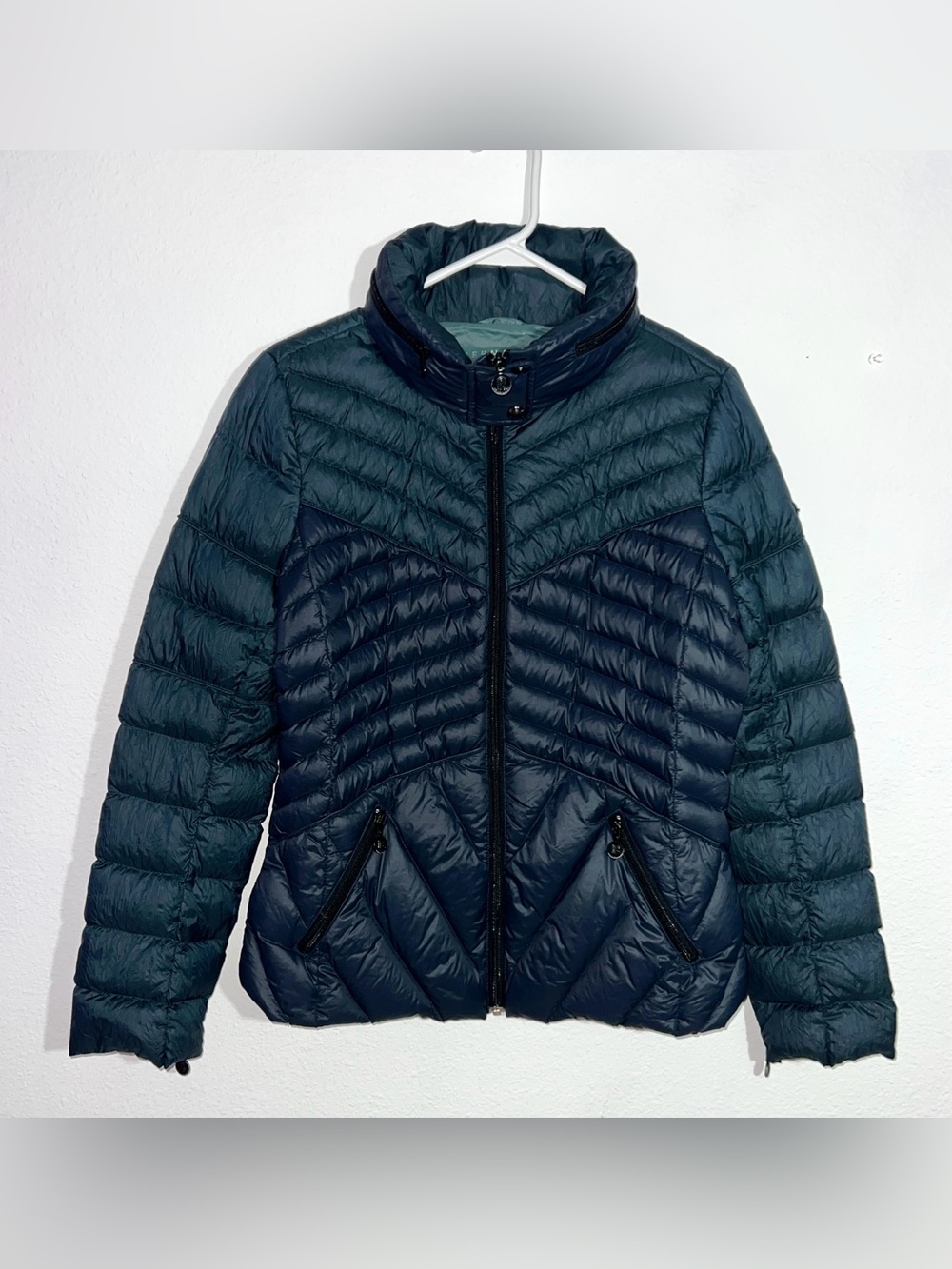 Bernardo Teal Green Down Puffer Jacket M Chevron Quilted Hooded Winter Coat